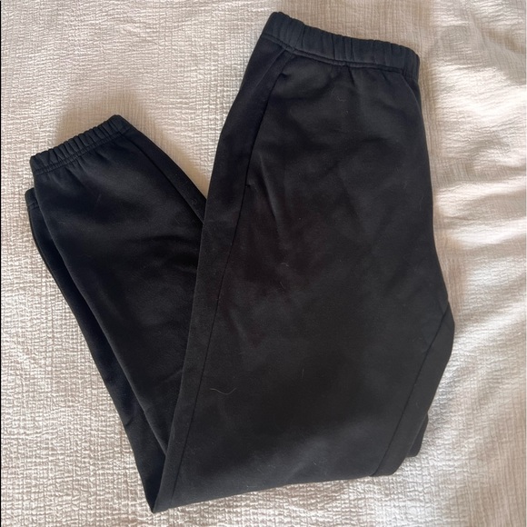 DSG womens boyfriend fleece cinch pants. Color black. Size M.